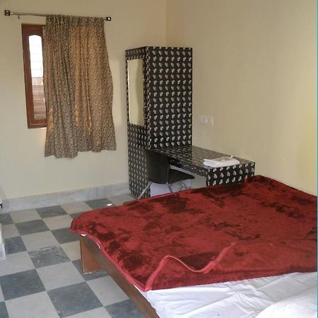 Hotel Vaibhav Raxaul Zewnętrze zdjęcie